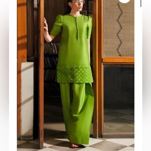 Pakistani Indian kameez and farshi shalwar